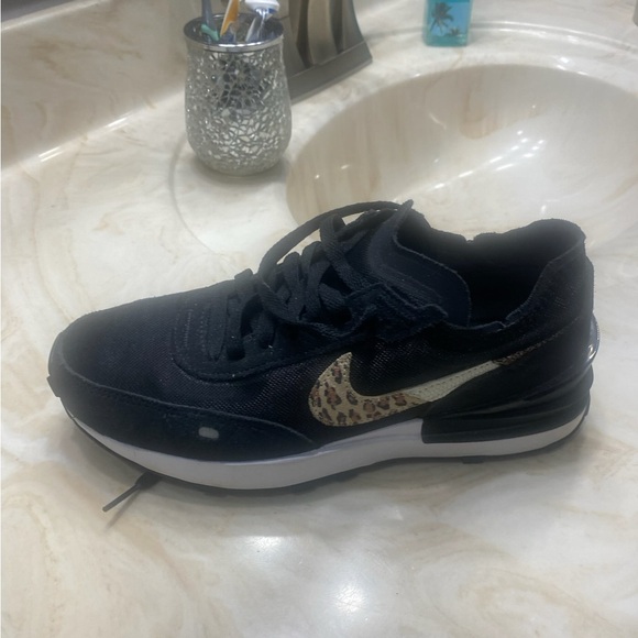 Nike Black and Leopard Print Women's Athletic Shoes - Picture 2 of 5